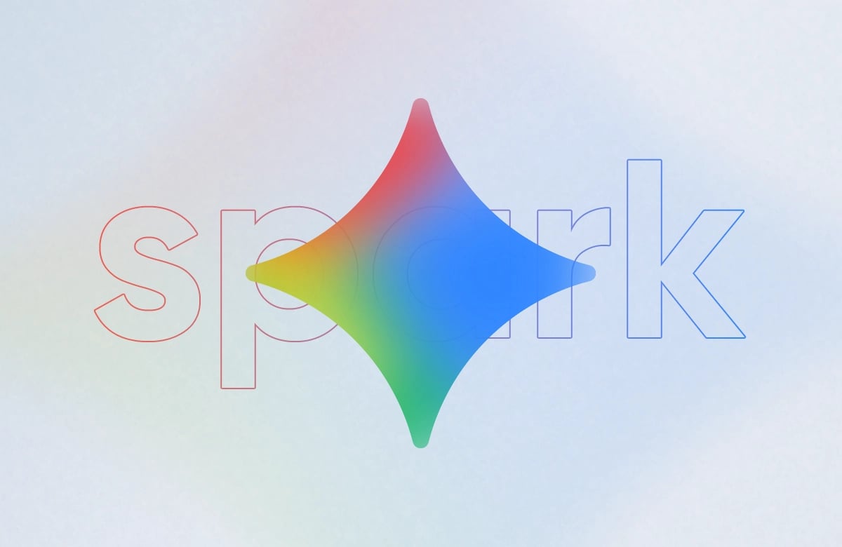 Google Gemini Spark Türkiye’de Erişime Açıldı Açık renkli arka planda renkli ışıltı simgesi ve arkasında "spark" yazısı.