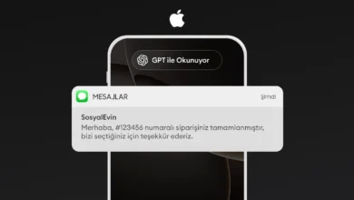 Apple Mesajlar’a Chatgpt Entegre Oldu: Okuma ve Gönderme Özelliği Aktif! Siyah arka planda Apple logosu, üstünde "GPT ile Okunuyor" uyarısı ve SosyalEvin mesaj bildirimi yer alan iPhone ekranı.