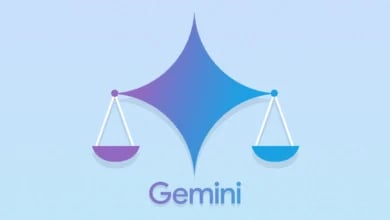 Google’dan Hukuk Sektörüne Özel Yapay Zeka Açık mavi arka planda adalet terazisi şeklinde tasarlanmış Gemini logosu ve altında "Gemini" yazısı.