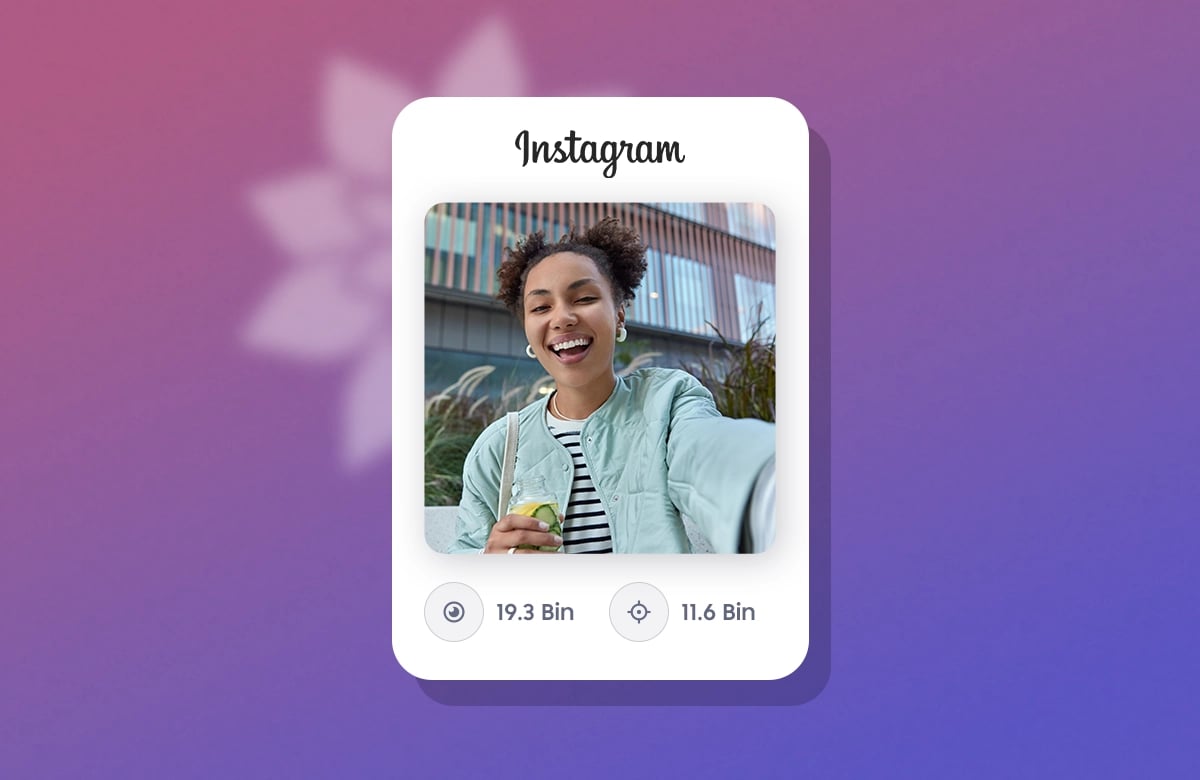 Mor-pembe renk geçişli arka planda Instagram logosu, selfie çeken gülümseyen kadın fotoğrafı ve altında 19.3 Bin izlenme ile 11.6 Bin erişim değerleri yer alan kart tasarımı.